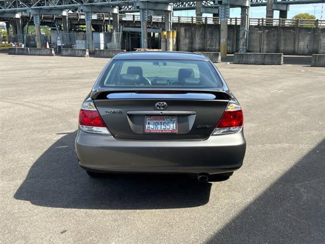 $9988 : 2006 Camry SE V6 image 6