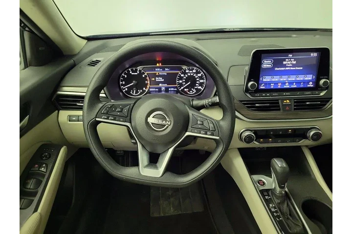 $21998 : Nissan Altima 2025 2.5 SV 4d image 10