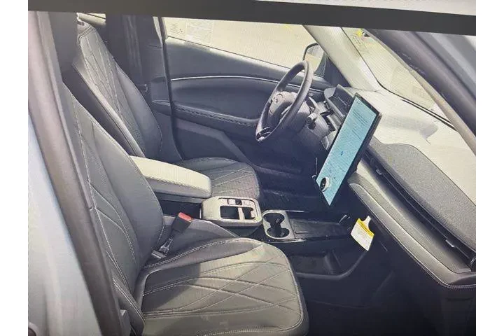 $31995 : Ford Mustang Mach-E 2025 Sel image 8