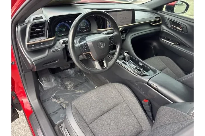 $31988 : Toyota Crown 2024 image 10