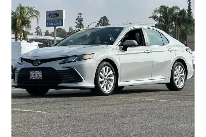 $27990 : Toyota Camry 2024 LE 4dr Sed image 7