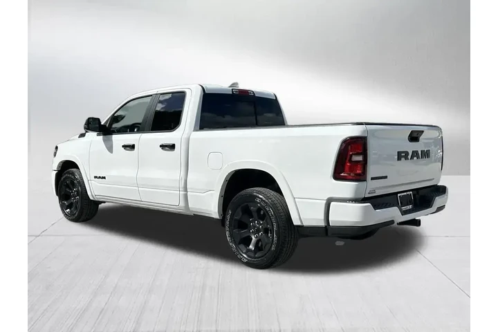 $35996 : Ram 1500 2025 4x2 Big Horn 4 image 9