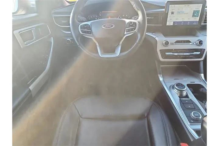 $29680 : Ford Explorer 2022 AWD XLT 4 image 9