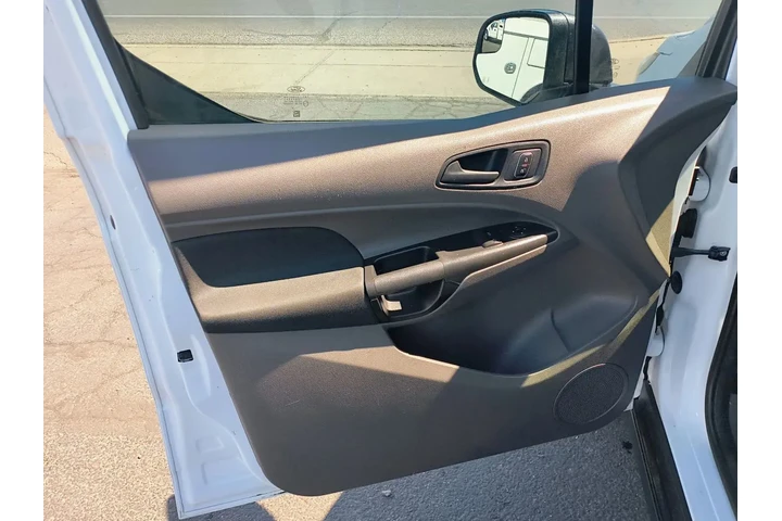 $19995 : 2019 FORD TRANSIT CONNECT CAR image 4