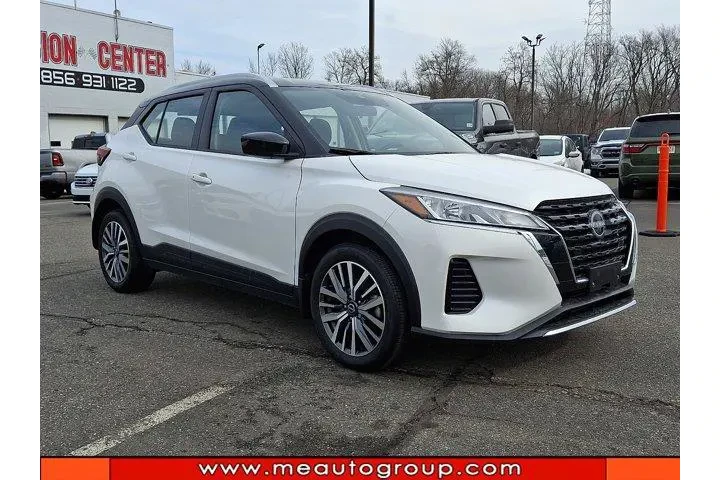 $19705 : Nissan Kicks 2024 SV 4dr Cro image 7