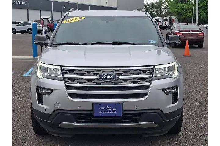 $19398 : Ford Explorer 2018 AWD XLT 4 image 2