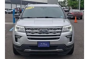 $19398 : Ford Explorer 2018 AWD XLT 4 thumbnail