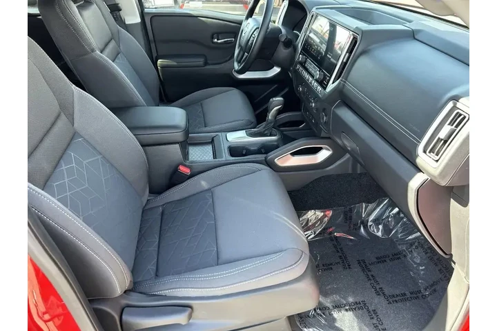 $31995 : Nissan Frontier 2025 4x2 PRO image 9