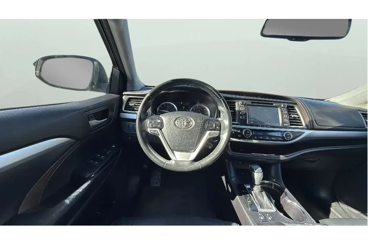 $19853 : Toyota Highlander 2016 XLE 4 image 10