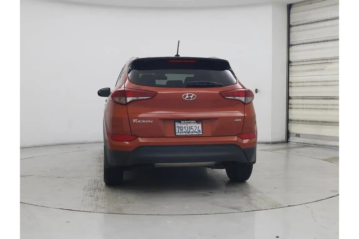 $12998 : Hyundai TUCSON 2016 AWD SE 4 image 6