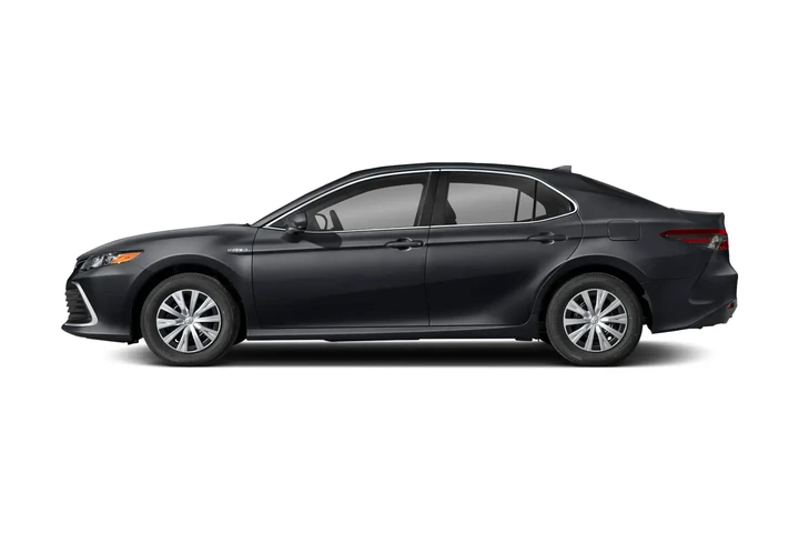 2022 Camry Hybrid LE image 3