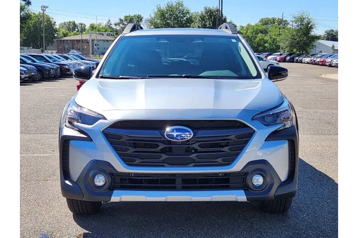 $24495 : 2025 Outback Limited image 6