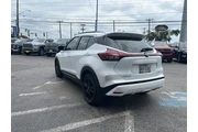 $22497 : Nissan Kicks 2024 SR 4dr Cro thumbnail