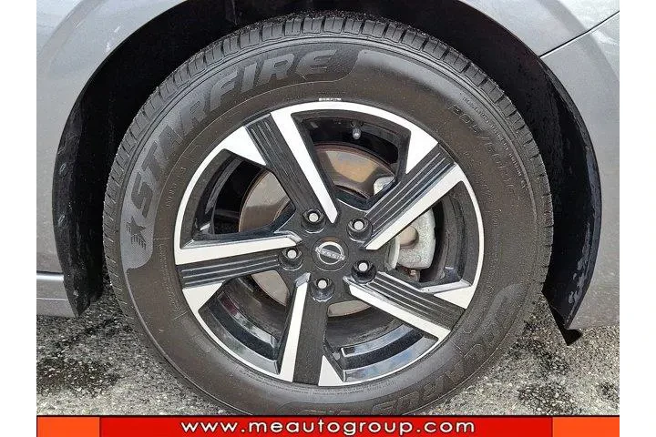 $18437 : Nissan Sentra 2024 SV 4dr Se image 9