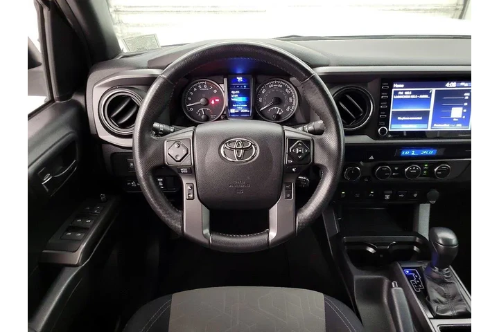 $39998 : Toyota Tacoma 2021 4x4 TRD S image 10