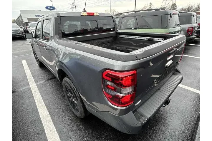 $32495 : Ford Maverick 2024 Lariat 4d image 2