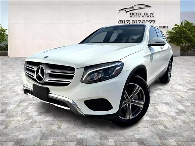 $17595 : 2019 MERCEDES-BENZ GLC GLC 30 image 4