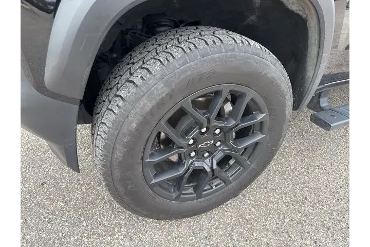 $33000 : Chevrolet Colorado 2023 4x4 image 5