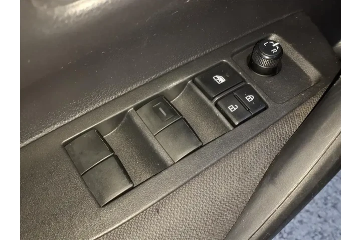 $17792 : Toyota Corolla 2022 LE 4dr S image 10