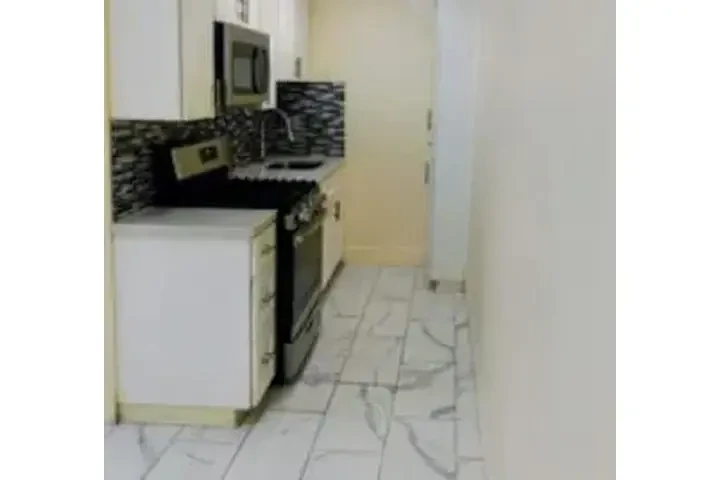 $1550 : LYNWOOD CERCA PLAZA MÉXICO image 3