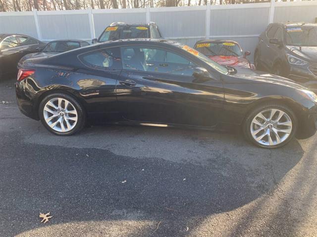 $10499 : 2013 Genesis Coupe 2.0T image 4