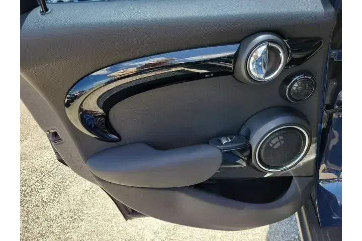 $12691 : MINI Hardtop 4 Door 2019 Coo image 7