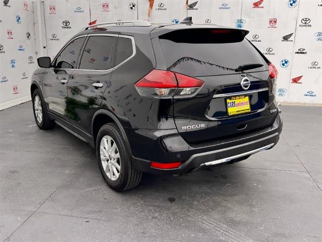 $16995 : Used 2020 Rogue AWD SV for sa image 5