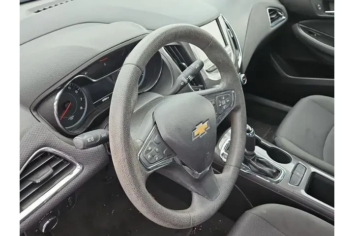 $7500 : Chevrolet Cruze 2017 LT Auto image 2