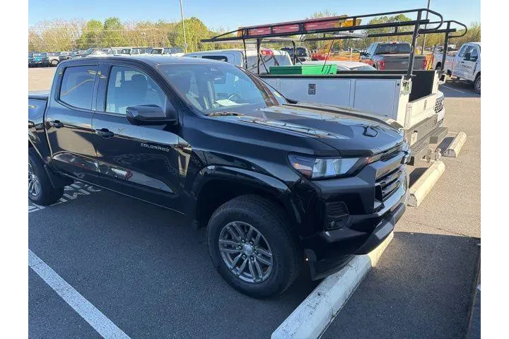 $33992 : Chevrolet Colorado 2023 4x4 image 2
