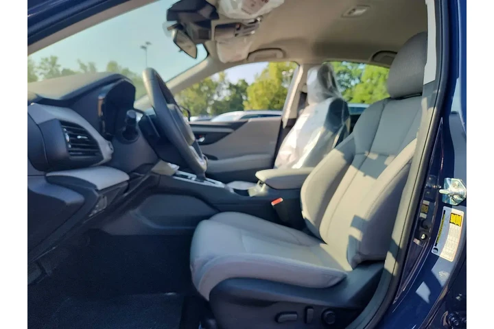 $27975 : Subaru Legacy 2025 AWD Premi image 6