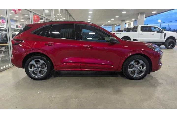 $19499 : Ford Escape 2023 ST-Line 4dr image 8
