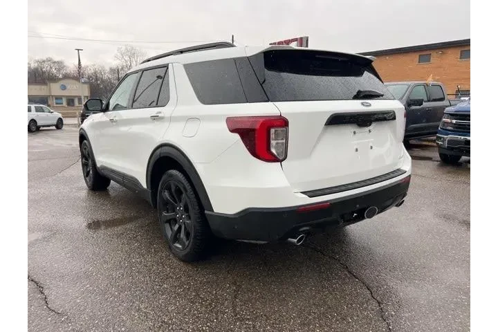 $35522 : Ford Explorer 2023 AWD ST-Li image 6