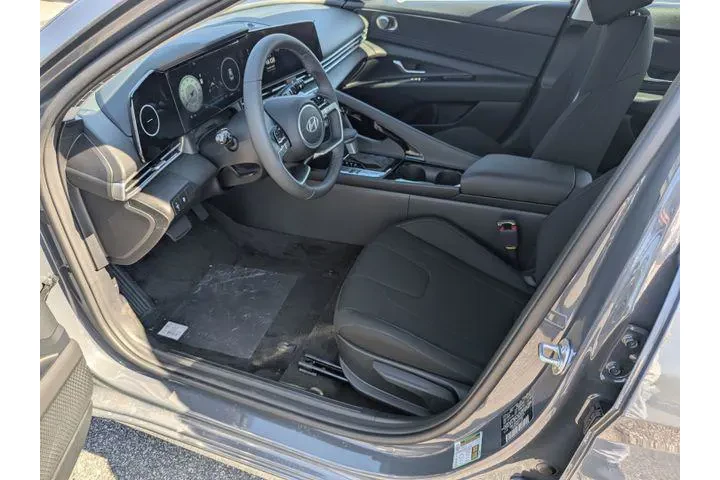 $25759 : Hyundai ELANTRA 2025 SEL Con image 9