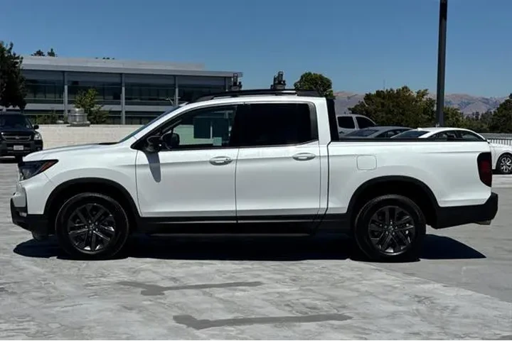 $25656 : Honda Ridgeline 2021 AWD Spo image 6