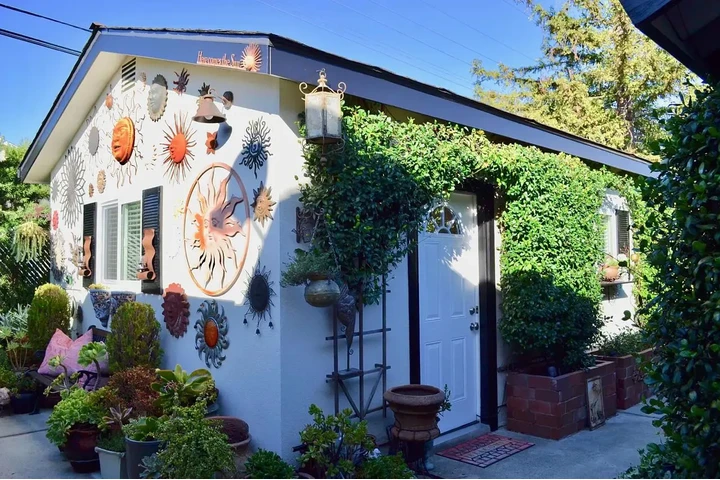 $800 : Recién remodelada image 1