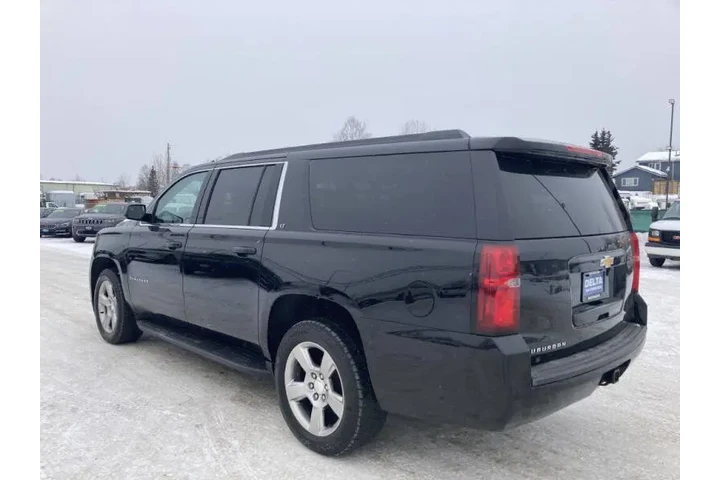 $23397 : 2019 Suburban LT image 8
