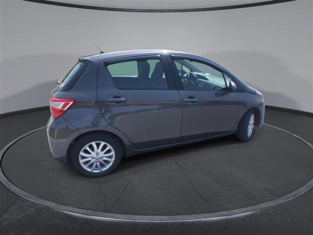 $17000 : PRE-OWNED 2018 TOYOTA YARIS LE image 9