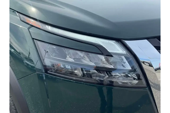 $32995 : Nissan Pathfinder 2025 SL 4d image 9