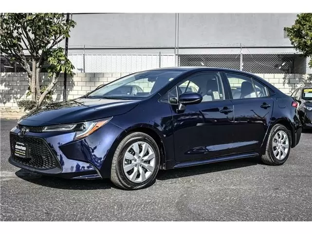 $18995 : 2020 Toyota Corolla LE Sedan image 1