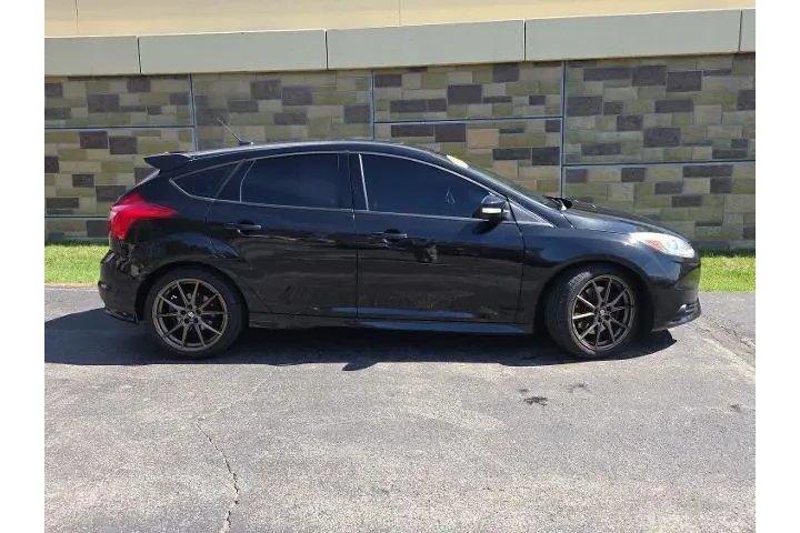 $12621 : Ford Focus 2013 ST 4dr Hatch image 2