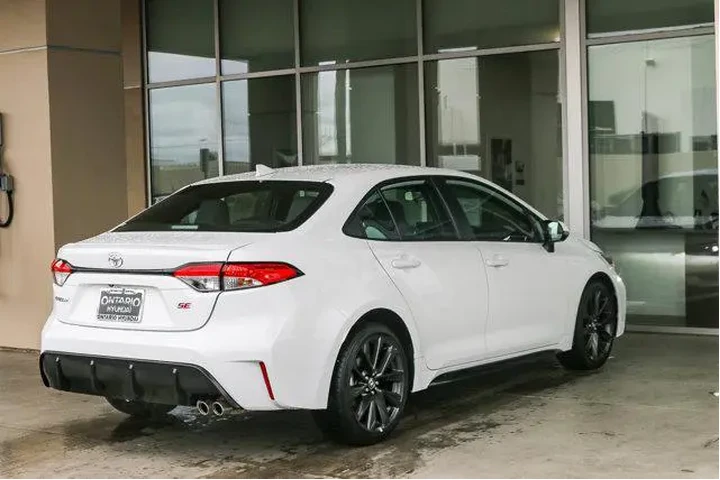 $23341 : Toyota Corolla 2024 SE 4dr S image 7