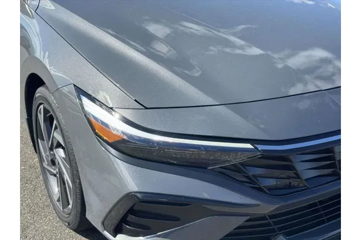 $20500 : Hyundai ELANTRA 2025 SEL Con image 10