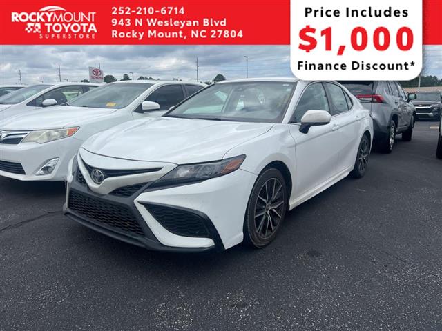 $23490 : PRE-OWNED 2022 TOYOTA CAMRY SE image 3