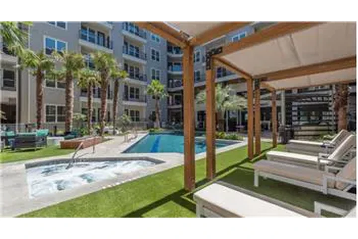 $2344 : Rental property with 1 bedro image 1