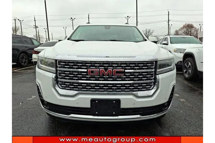 $39739 : GMC Acadia 2023 4x4 Denali 4 image 2
