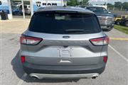 $18998 : PRE-OWNED 2021 FORD ESCAPE SE thumbnail