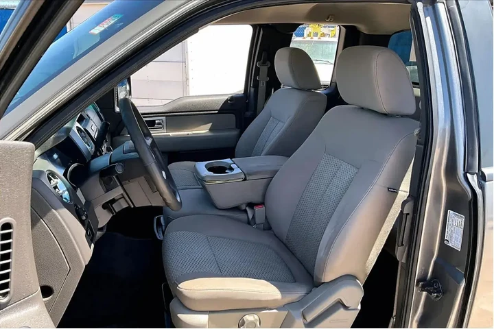 $11553 : Ford F-150 2009 4x2 XL 4dr S image 7