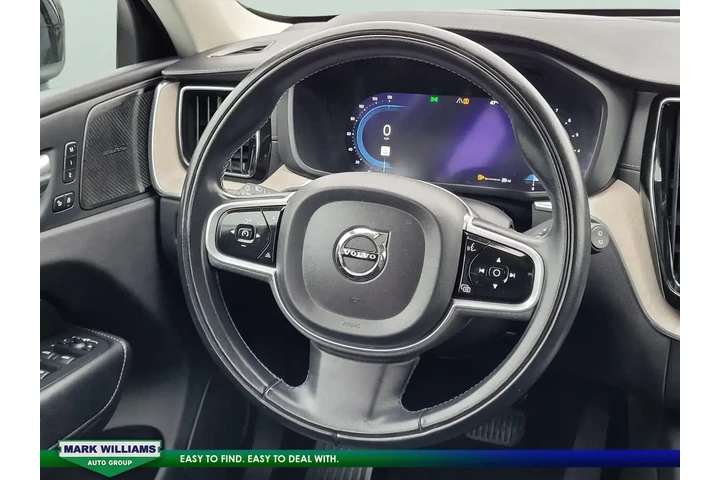$28871 : Volvo XC60 2022 AWD B5 Inscr image 10