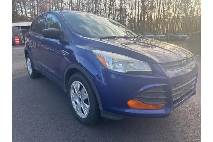 $9488 : Ford Escape 2016 S 4dr SUV image 7