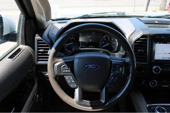 $18995 : 2018 Expedition Limited 4x4 image 9